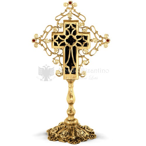 Croce benedizionale in metallo dorato con basamento size 17x10x27 cod 71 655