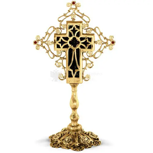 Croce benedizionale in metallo dorato con basamento size 17x10x27 cod 71 655