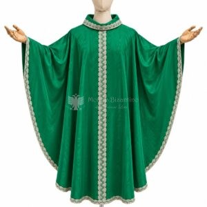 Casula in moire verde - davanti
